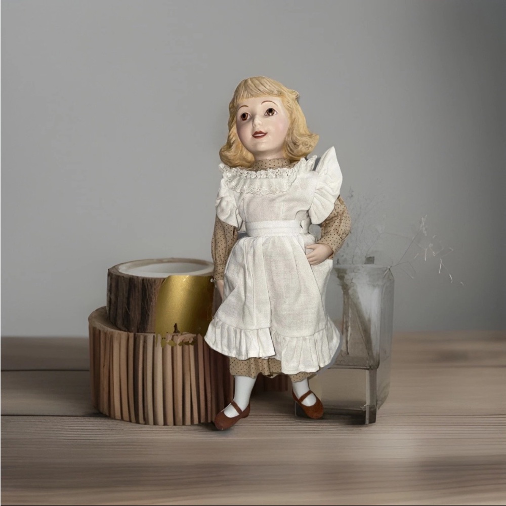 Franklin Heirloom JP Coats Clark Thread Girl Doll, Country Store, Stand &Thread
